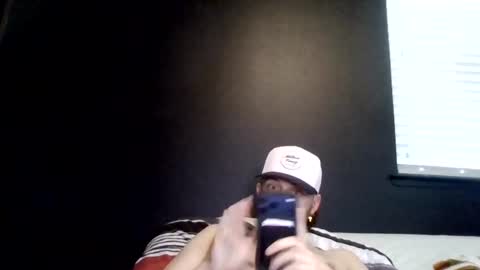 Snapshot of cloudyydayzz chatting on June 2026 03:31:02 PM tallhungandcloudy online show from June 2026 03:31:02 PM