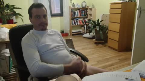 clouplefun online show from January 2025 06:14:01 AM