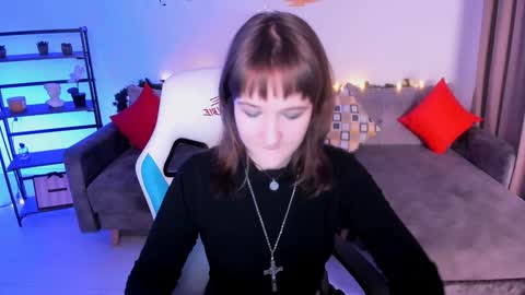  Clover  follow me  online show from January 2025 03:04:01 PM