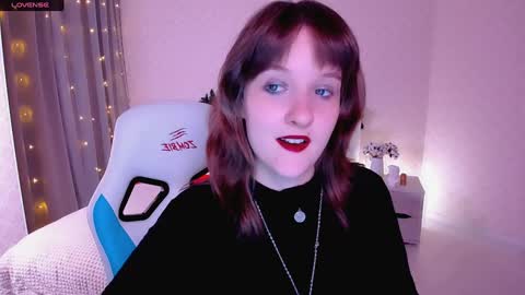  Clover  follow me  online show from January 2025 06:12:02 PM