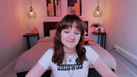  Clover  follow me  online show from February 2025 01:52:01 PM