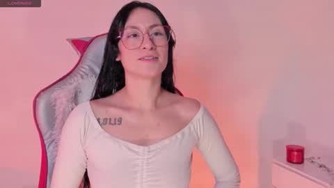 Chloe  online show from November 2025 02:56:02 AM