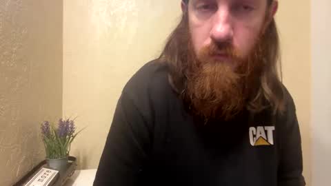 Snapshot of cloverboy1988 chatting on January 2025 01:56:02 PM cloverboy1988 online show from January 2025 01:56:02 PM