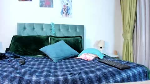 Snapshot of clown_face chatting on February 2025 06:27:02 AM emely dolce online show from February 2025 06:27:02 AM