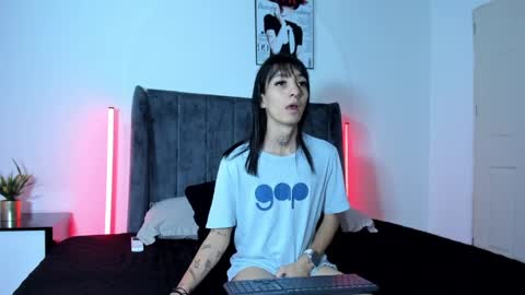 Cloy areo make me come with pleasure online show from April 2026 01:30:01 PM