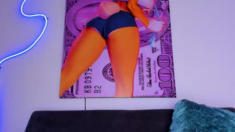 cmila0713 online show from May 2026 11:23:04 PM