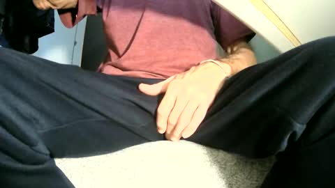 Ask me  online show from January 2025 11:44:01 PM