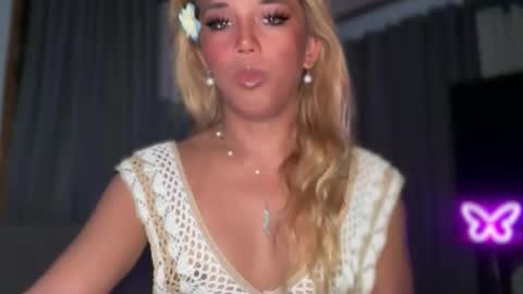 Snapshot of cockprincess_dianna chatting on November 2025 04:23:02 AM PrincessDianna IslandGirl CUMSHOW in PVT and PASSWORDSHOW online show from November 2025 04:23:02 AM