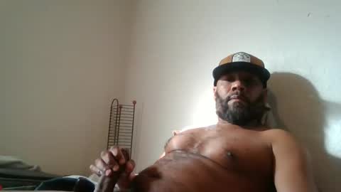 Snapshot of cockslanger39 chatting on February 2025 02:54:02 PM Cockslanger39 online show from February 2025 02:54:02 PM