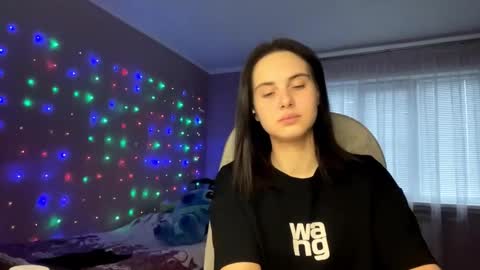 Nikki online show from October 2025 06:36:02 AM