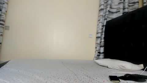 Snapshot of coco_leila chatting on January 2025 08:25:01 AM coco_leila online show from January 2025 08:25:01 AM