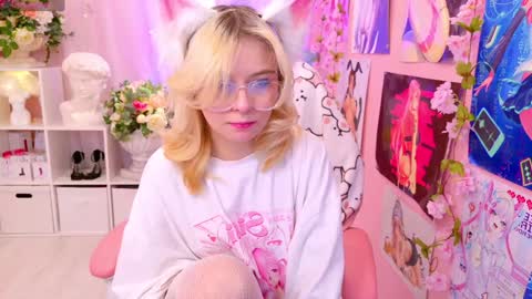 Snapshot of coconut_mia chatting on January 2025 09:25:01 PM Mia online show from January 2025 09:25:01 PM