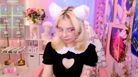 Snapshot of coconut_mia chatting on March 2025 11:03:02 PM Mia online show from March 2025 11:03:02 PM