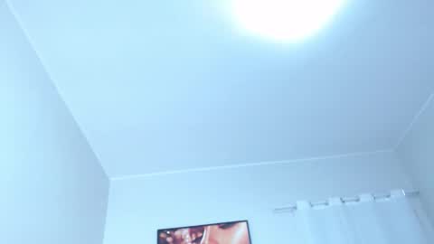 coconutt_oil online show from February 2026 09:08:01 AM