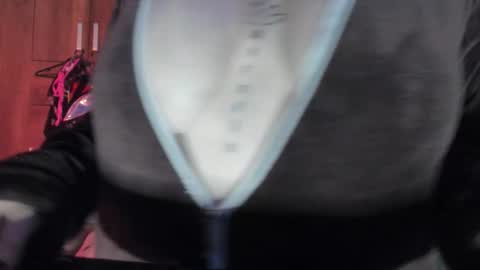 cocovolkovva online show from September 2025 10:42:02 AM