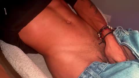 Snapshot of coitzzz chatting on October 2025 03:29:01 AM coitzzz online show from October 2025 03:29:01 AM