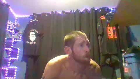 colevan2390 online show from December 2025 03:15:02 AM