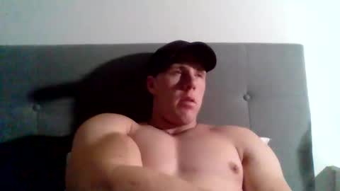 Snapshot of college_muscle chatting on January 2025 11:52:01 AM foreverxshredded online show from January 2025 11:52:01 AM