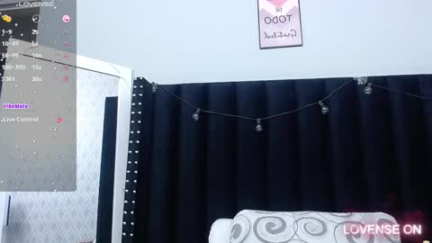 Snapshot of colombia_mommy_ chatting on January 2025 12:15:02 PM GRETCHEN online show from January 2025 12:15:02 PM