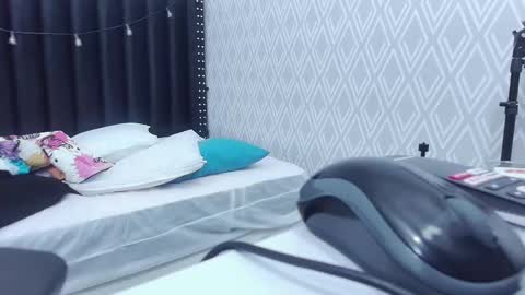 Snapshot of colombia_mommy_ chatting on March 2025 12:12:02 PM GRETCHEN online show from March 2025 12:12:02 PM