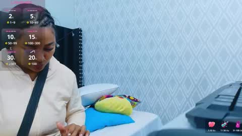 Snapshot of colombia_mommy_ chatting on October 2025 12:34:02 PM GRETCHEN online show from October 2025 12:34:02 PM