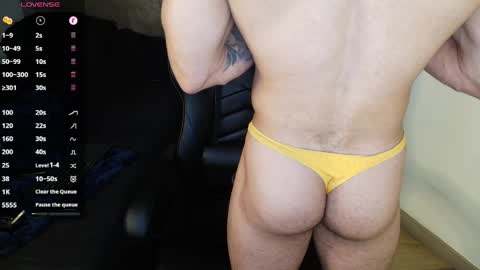 Snapshot of colombianmuscle8 chatting on May 2026 03:20:02 PM colombianmuscle8 online show from May 2026 03:20:02 PM
