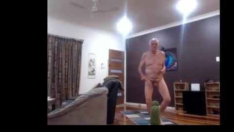 Mark online show from November 2025 08:03:01 AM