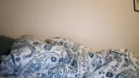 color233 online show from March 2025 04:37:02 AM