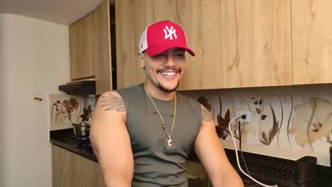 Jhoan online show from November 2025 05:51:01 AM