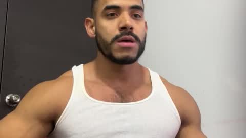 colton_x0610 online show from September 2025 09:26:01 PM