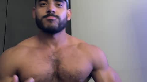 colton_x0610 online show from September 2025 09:48:02 PM