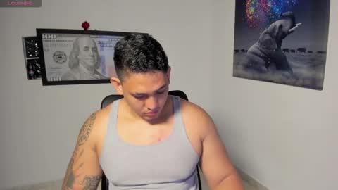 coltonmassif_ online show from November 2025 04:45:02 AM