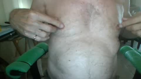 Snapshot of comeonmymouth chatting on September 2025 03:34:02 PM comeonmymouth online show from September 2025 03:34:02 PM