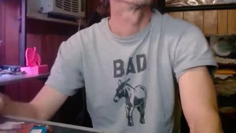 Nelson or ComicKing and sometime Peachy143 online show from February 2026 10:18:02 AM