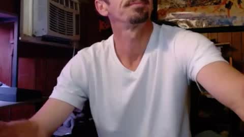 Snapshot of comic_king27 chatting on June 2026 10:35:02 AM Nelson or ComicKing and sometime Peachy143 online show from June 2026 10:35:02 AM