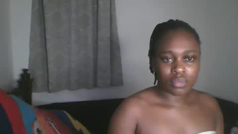 Cara online show from December 2025 06:59:02 PM