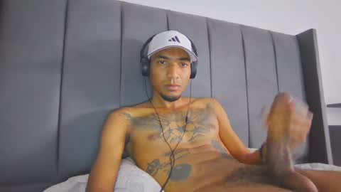 comoseria1927realg4life online show from June 2026 06:07:01 PM