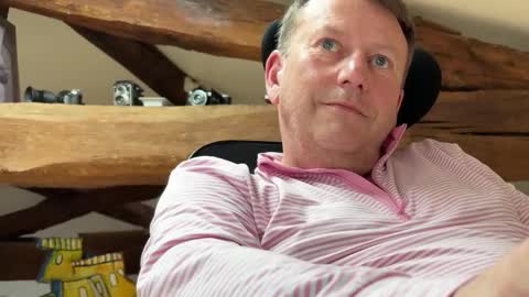 Snapshot of compay69 chatting on February 2025 01:54:02 PM compay69 online show from February 2025 01:54:02 PM