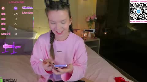 Snapshot of completee_fool chatting on December 2025 01:33:01 AM completee_fool online show from December 2025 01:33:01 AM