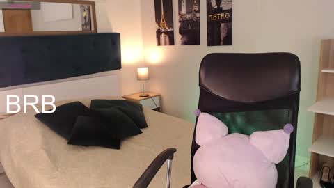 Connie online show from January 2025 10:16:02 PM