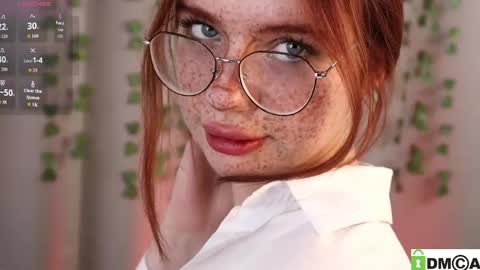 Snapshot of connie_monus chatting on May 2026 06:27:01 PM Amy online show from May 2026 06:27:01 PM