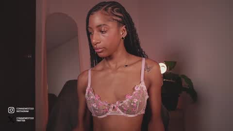 Snapshot of connie_west0 chatting on December 2024 09:52:01 PM   independent model online show from December 2024 09:52:01 PM