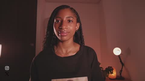 Snapshot of connie_west0 chatting on December 2024 12:55:02 AM   independent model online show from December 2024 12:55:02 AM