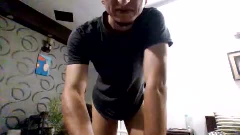 Cool2Buddies online show from November 2025 10:19:01 PM