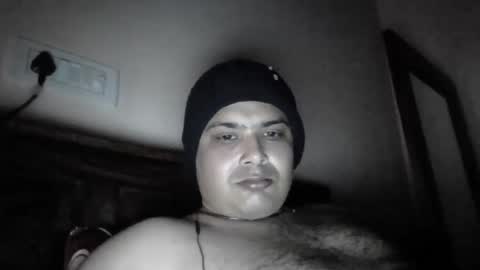 Snapshot of cool_breeze09 chatting on January 2025 06:17:01 PM Cool Breeze09 online show from January 2025 06:17:01 PM