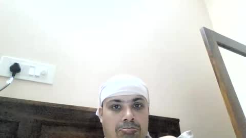 Cool Breeze09 online show from April 2026 07:25:02 AM