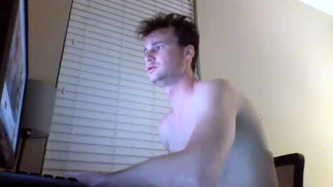 Snapshot of cooldude122222 chatting on January 2025 02:18:02 AM cooldude122222 online show from January 2025 02:18:02 AM