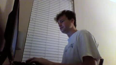 Snapshot of cooldude122222 chatting on February 2025 01:10:01 AM cooldude122222 online show from February 2025 01:10:01 AM