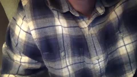 Snapshot of cooldude5432 chatting on January 2025 02:46:02 AM Cool Dude online show from January 2025 02:46:02 AM