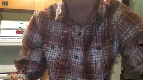 Snapshot of cooldude5432 chatting on January 2025 10:25:02 PM Cool Dude online show from January 2025 10:25:02 PM